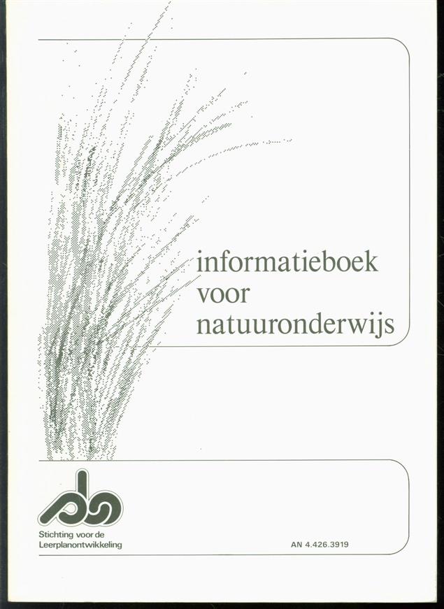 Berg, Thil van den, Verbeek, Gerard - Informatieboek voor natuuronderwijs